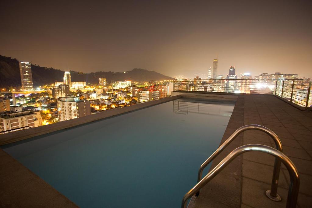 Apartamentos Capital 圣地亚哥 外观 照片